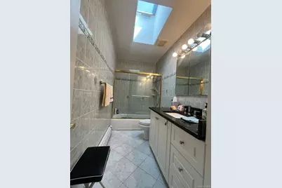 64 Todd Court, Huntington Station, NY 11746 - Photo 7