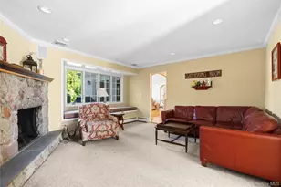 136 Ocean Ave, Massapequa, NY 11758 - Photo 9
