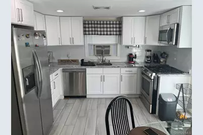 19 9th Avenue, Huntington Station, NY 11746 - Photo 29
