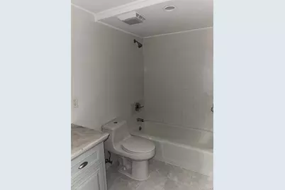 1116 Warburton Avenue #2G, Yonkers, NY 10701 - Photo 17