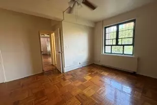 1558 Unionport Rd, Bronx, NY 10462 - Photo 5