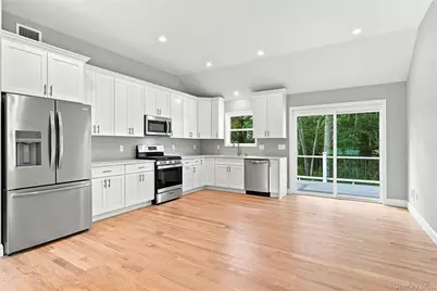 34 Malba Drive, Shirley, NY 11967 - Photo 11
