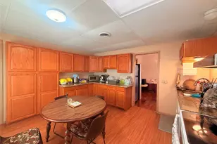 42 Sussex St, Port Jervis, NY 12771 - Photo 9