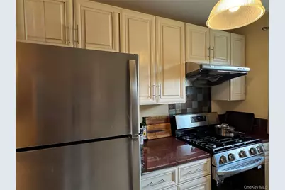 150-66 Jewel Avenue #79B, Flushing, NY 11367 - Photo 5
