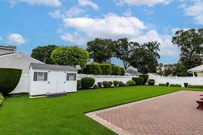 93 Toronto Avenue, Massapequa, NY 11758 - Photo 35