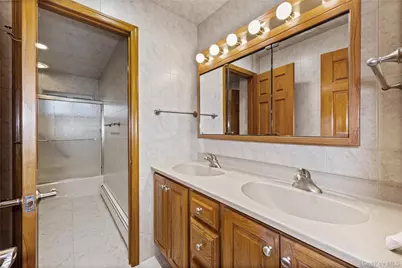93 Toronto Avenue, Massapequa, NY 11758 - Photo 17