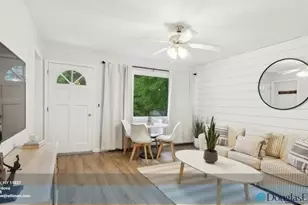 38 8th St, East Hampton, NY 11937 - Photo 5