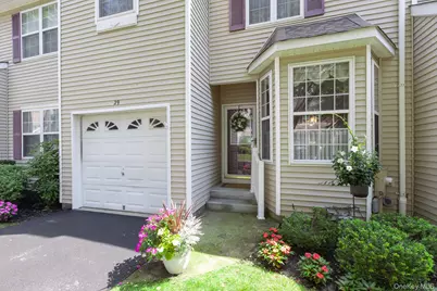 29 Avery Court, Nesconset, NY 11767 - Photo 3