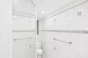 88-10 34th Ave, Jackson Heights, NY 11372 - Photo 7