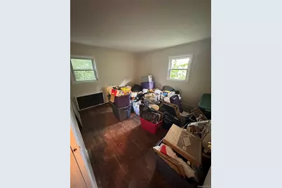 283 Doherty Avenue, Elmont, NY 11003 - Photo 7