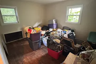 283 Doherty Ave, Elmont, NY 11003 - Photo 7
