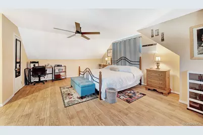 103 Queens Avenue, West Babylon, NY 11704 - Photo 27