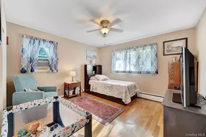 103 Queens Avenue, West Babylon, NY 11704 - Photo 21