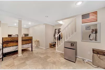 103 Queens Avenue, West Babylon, NY 11704 - Photo 31
