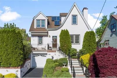 11 Pleassant Ave, White Plains, NY 10605 - Photo 1