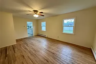 74 Clifton Pl, Port Jefferson Station, NY 11776 - Photo 7