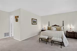 37 Woodland Dr, Roslyn, NY 11576 - Photo 17