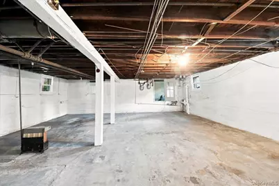 860 Hollywood Avenue, Bronx, NY 10465 - Photo 25