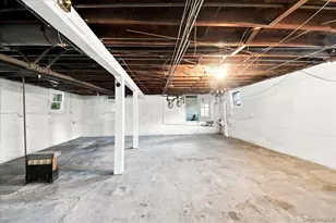 860 Hollywood Ave, Bronx, NY 10465 - Photo 25