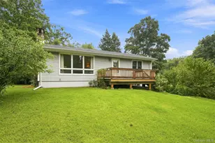 31 Red Barn Rd, Pine Bush, NY 12566 - Photo 3