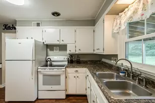 64 Alda Dr, Poughkeepsie, NY 12603 - Photo 11