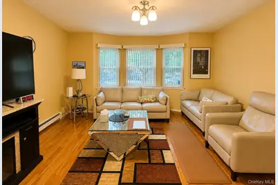 2357 Demeyer Street, Bronx, NY 10469 - Photo 25