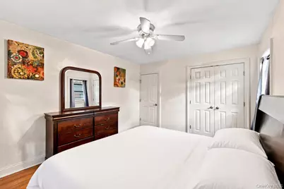 73-02 Springfield Boulevard #2FL, Oakland Gardens, NY 11364 - Photo 15