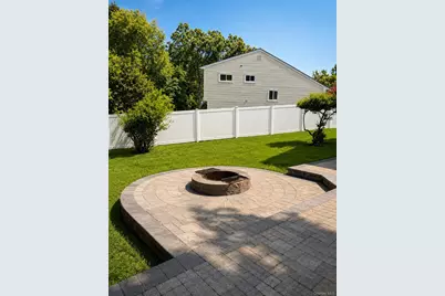 378 Lakeshore Boulevard, Massapequa Park, NY 11762 - Photo 9
