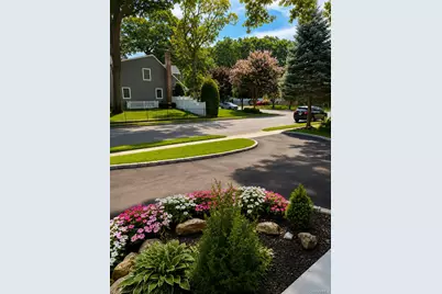 378 Lakeshore Boulevard, Massapequa Park, NY 11762 - Photo 5