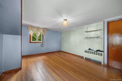 868 Spring Avenue, Uniondale, NY 11553 - Photo 37