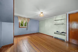 868 Spring Ave, Uniondale, NY 11553 - Photo 37