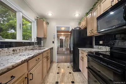 868 Spring Avenue, Uniondale, NY 11553 - Photo 13