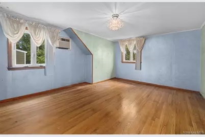 868 Spring Avenue, Uniondale, NY 11553 - Photo 35