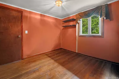 868 Spring Avenue, Uniondale, NY 11553 - Photo 41