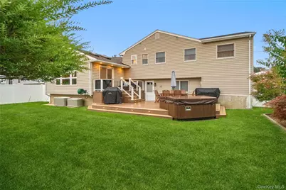 118 Chester Avenue, Massapequa Park, NY 11762 - Photo 47
