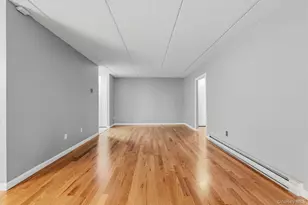 130 Colonial Pkwy, Yonkers, NY 10710 - Photo 15
