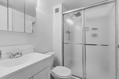 130 Colonial Parkway #3L, Yonkers, NY 10710 - Photo 31