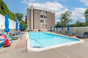 130 Colonial Pkwy, Yonkers, NY 10710 - Photo 39