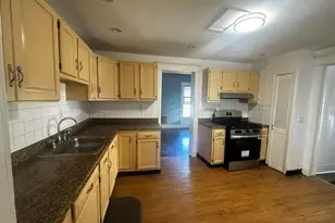 31 Harrison St, Poughkeepsie, NY 12601 - Photo 5