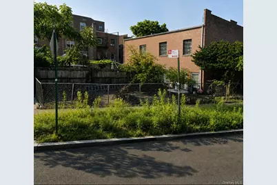 4805 Poyer Street, Elmhurst, NY 11373 - Photo 5