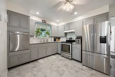 1 Mountain View Road, Cortlandt Manor, NY 10567 - Photo 9