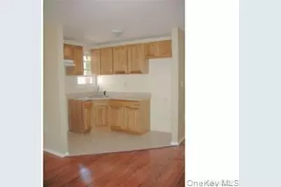 10329 Woodhaven Boulevard #2nd Floor, Ozone Park, NY 11417 - Photo 9