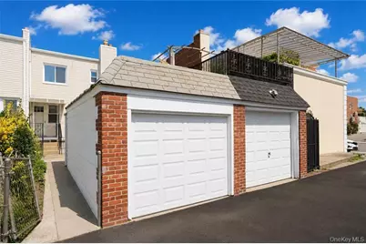 1593 Independence Avenue, Brooklyn, NY 11228 - Photo 19