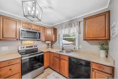24 Alma Avenue, Lake Grove, NY 11755 - Photo 7