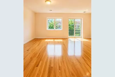 114-26 Dalian Court, College Point, NY 11356 - Photo 5