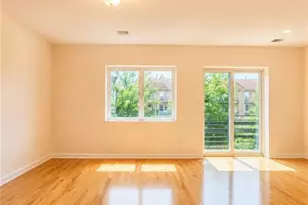 114-26 Dalian Ct, College Point, NY 11356 - Photo 5