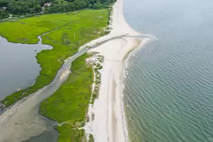 61 Washington Heights Ave, Hampton Bays, NY 11946 - Photo 29