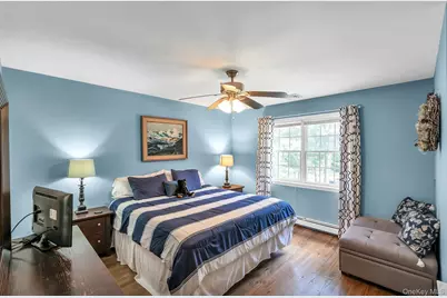 61 Washington Heights Avenue, Hampton Bays, NY 11946 - Photo 13