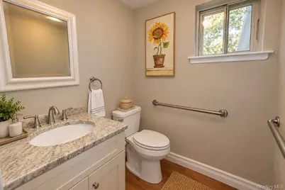 25 Dellmarie Lane, Nesconset, NY 11767 - Photo 17