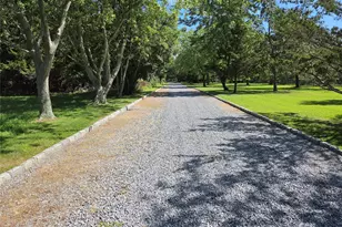 280 Marina Ln, East Marion, NY 11939 - Photo 5